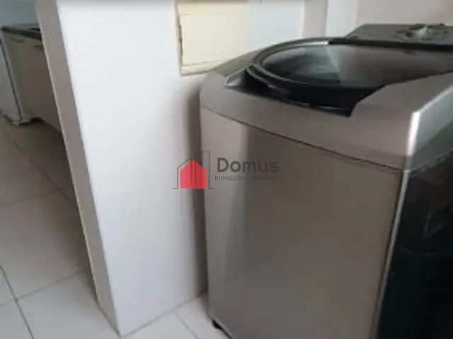Apartamento com 68m², à venda, no bairro Vila Guilhermina em Praia Grande