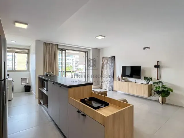 Apartamento com 160m² 3 quartos e 4 banheiros, à venda, no bairro Jurerê em Florianópolis
