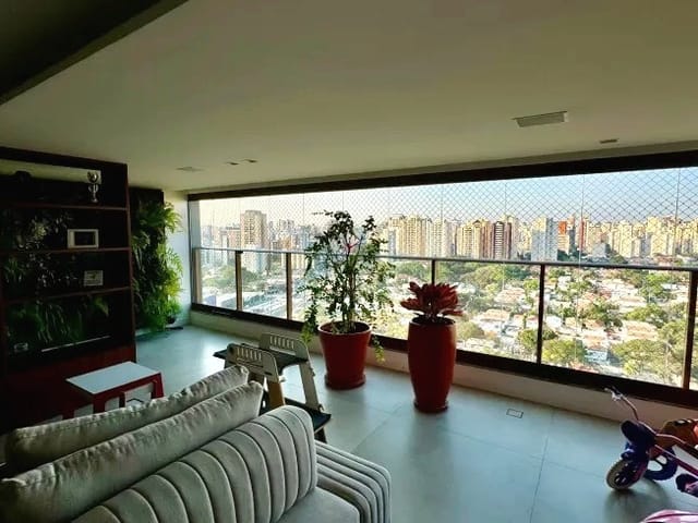 Apartamento com 145m² 3 quartos e 5 banheiros, à venda, no bairro Brooklin Paulista em São Paulo