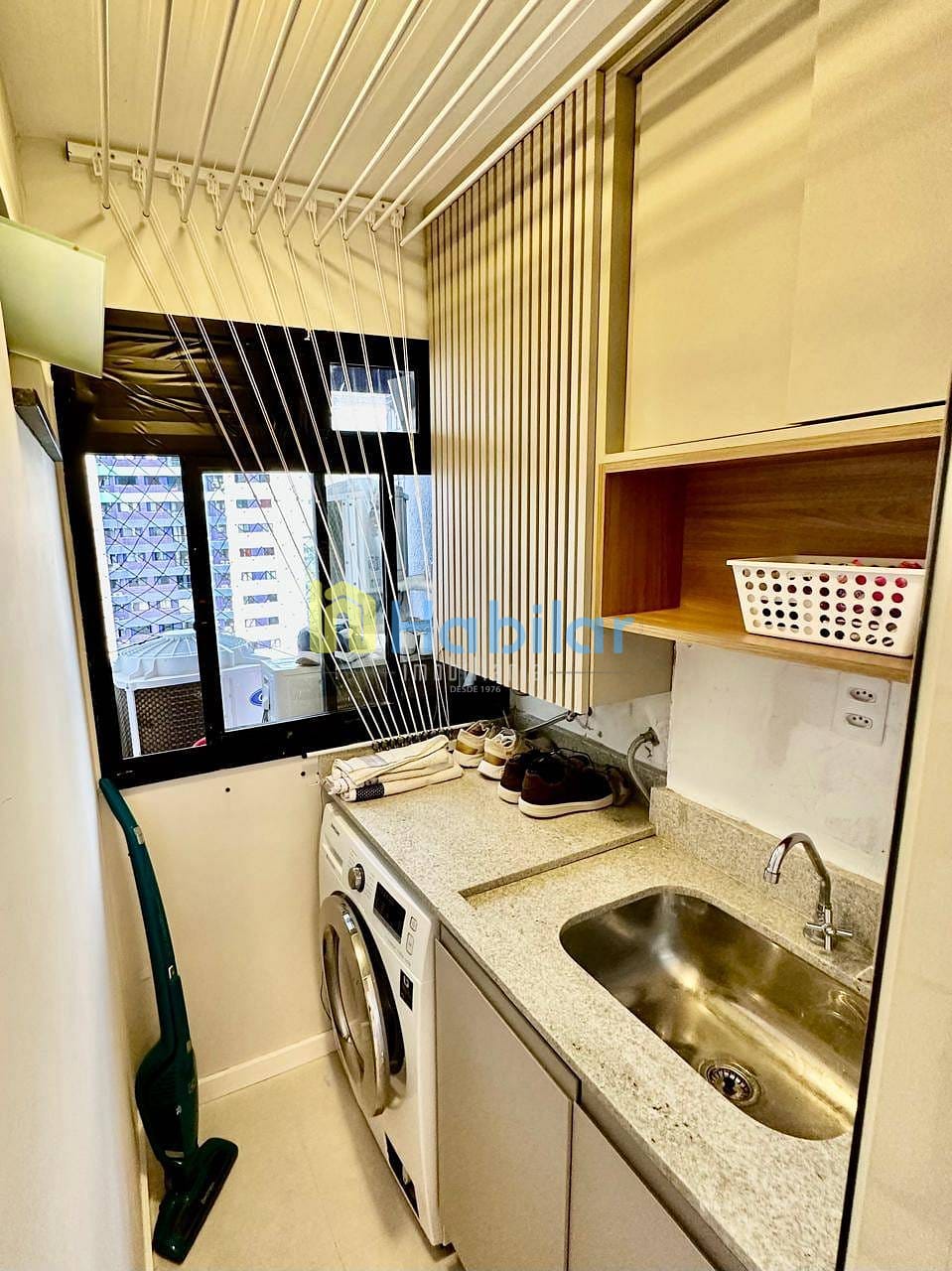 Apartamento à venda com 3 quartos, 97m² - Foto 4