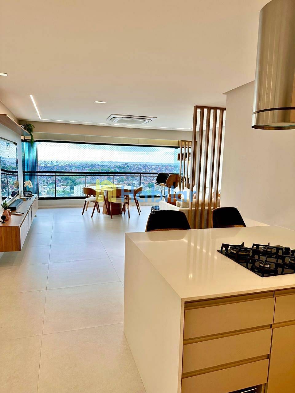 Apartamento à venda com 3 quartos, 97m² - Foto 6