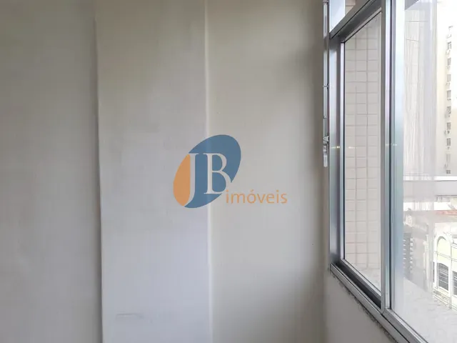 Apartamento 1 quarto e 1 banheiro, para alugar, no bairro Centro em Niterói