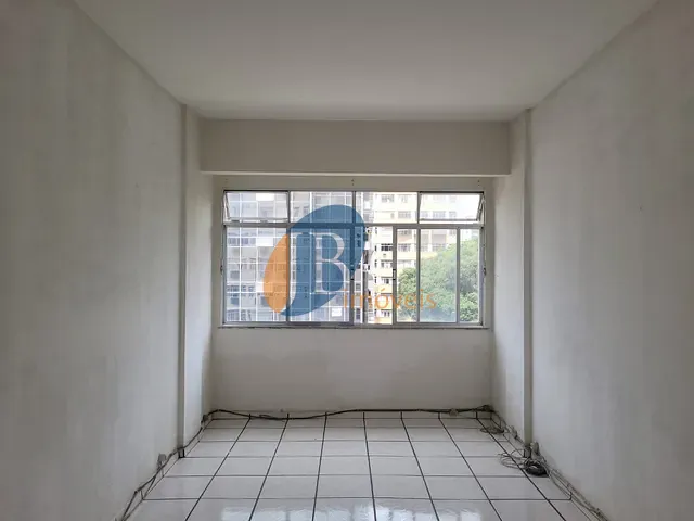 Apartamento 1 quarto e 1 banheiro, para alugar, no bairro Centro em Niterói