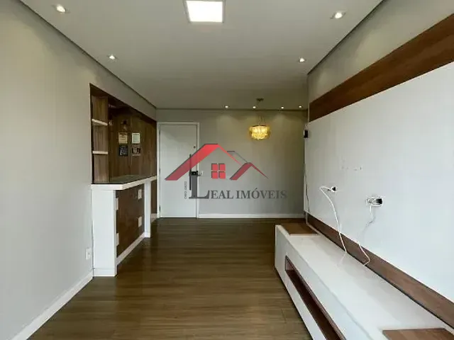 Apartamento com 66m² 2 quartos e 2 banheiros, para alugar, no bairro Jardim em Santo André