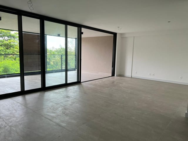 Apartamento com 165m² 3 quartos e 3 banheiros, à venda, no bairro Lagoa em Rio de Janeiro