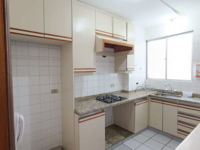 Foto do Apartamento - Apartamento com 3 dormitórios para alugar, 91 m² por R$ 2.165,00/mês - Jardim América - Londrina/PR | Imobiliária Natal LTDA