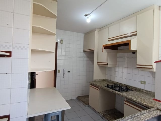 Foto do Apartamento - Apartamento com 3 dormitórios para alugar, 91 m² por R$ 2.165,00/mês - Jardim América - Londrina/PR | Imobiliária Natal LTDA