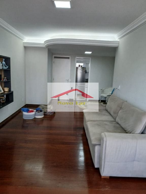 Apartamento à venda com 3 quartos, 108m² - Foto 4