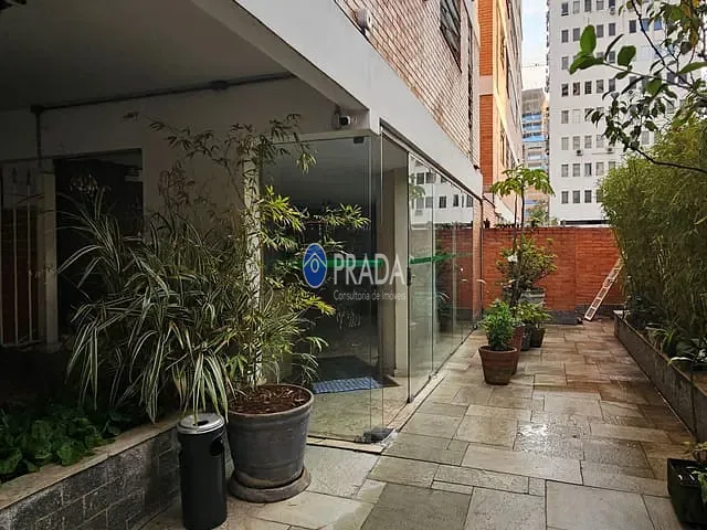 Apartamento com 100m² 2 quartos e 2 banheiros, para alugar, no bairro Cerqueira César em São Paulo