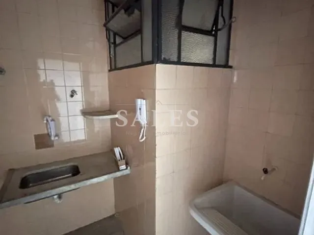 Apartamento com 40m² 1 quarto e 1 banheiro, para alugar, no bairro Centro em Juiz de Fora