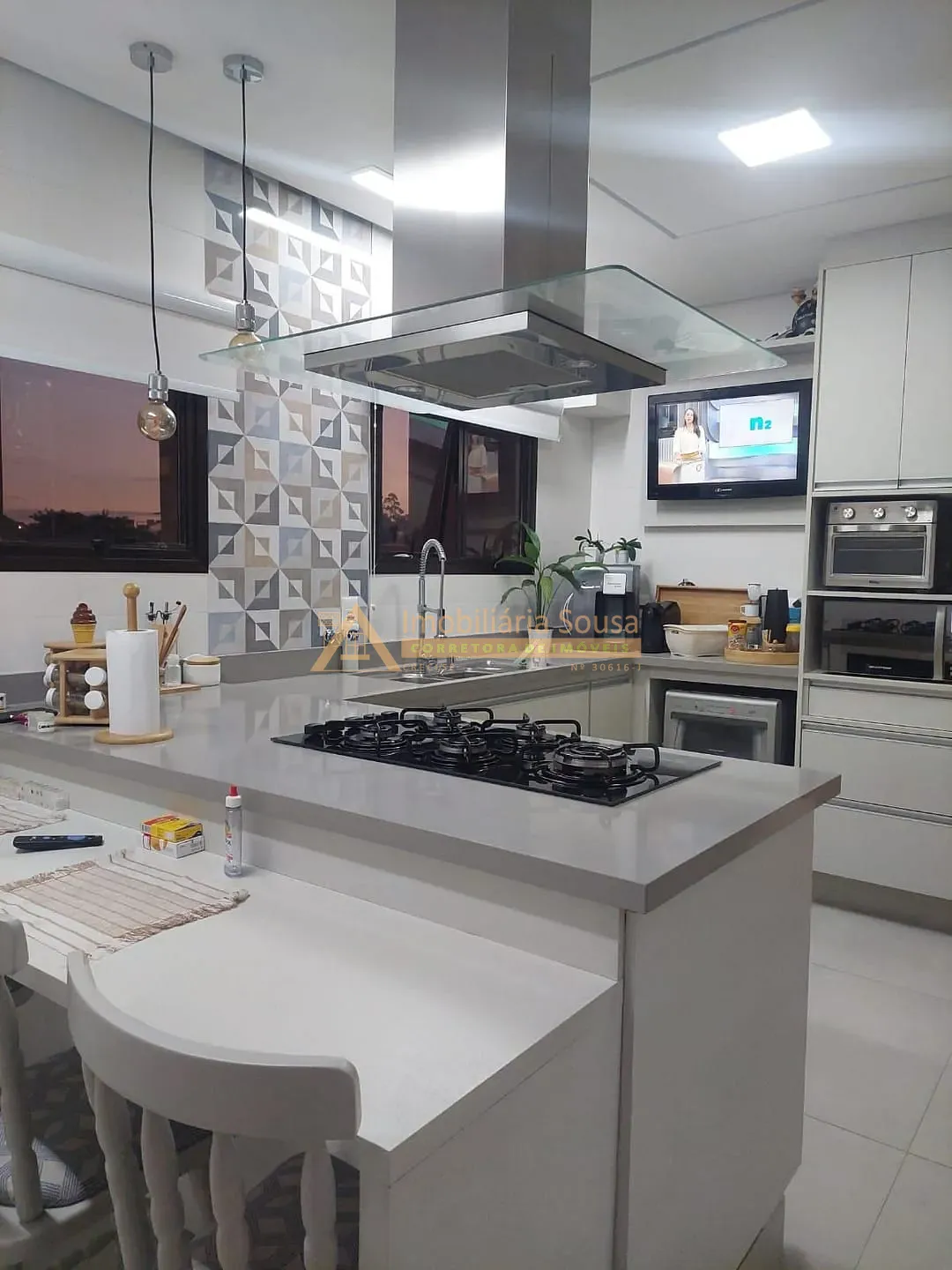 Apartamento, 3 quartos, 147 m² - Foto 1