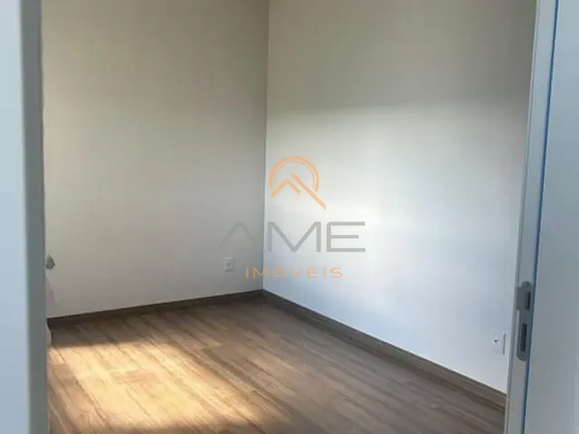 Apartamento 2 quartos e 1 banheiro, à venda, no bairro São Gonçalo em Pelotas