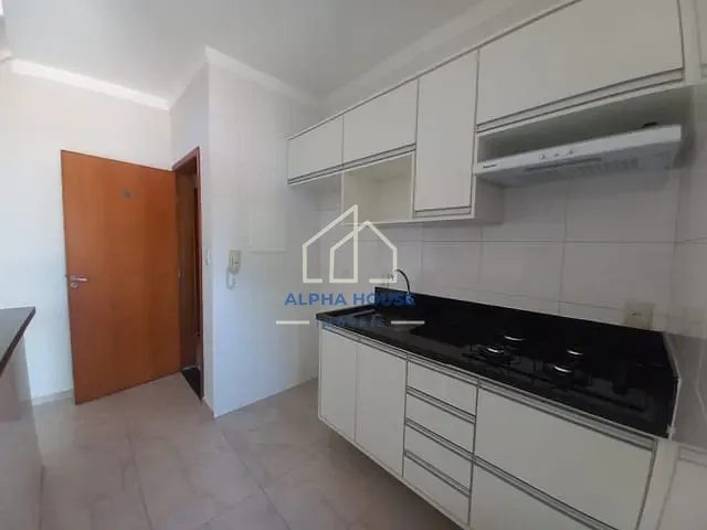 Apartamento 3 quartos e 4 banheiros, à venda, no bairro Santa Cecília em Pindamonhangaba