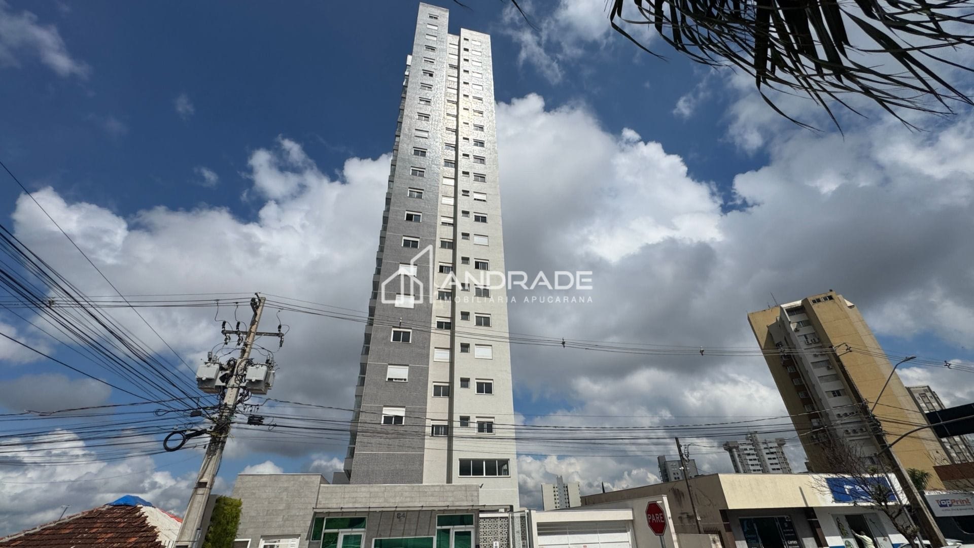 Apartamento à venda com 2 quartos, 86m² - Foto 1