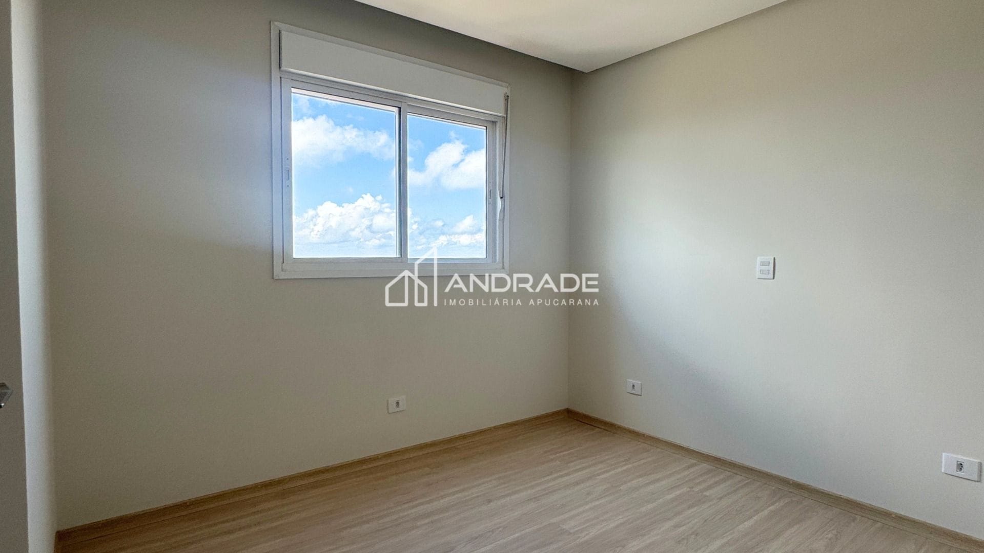 Apartamento à venda com 2 quartos, 86m² - Foto 5
