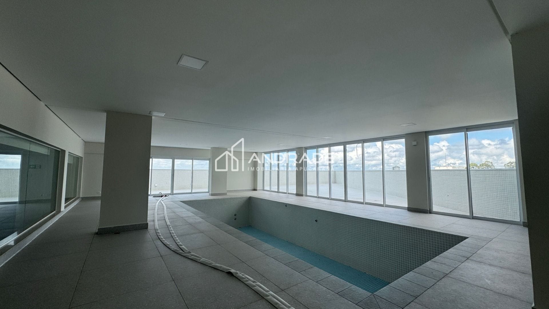 Apartamento à venda com 2 quartos, 86m² - Foto 18
