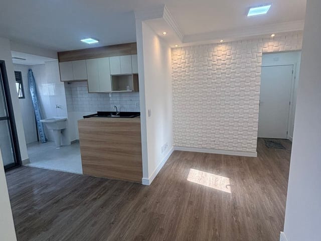 Apartamento 2 quartos e 1 banheiro, para alugar, no bairro Vila São Pedro em Santo André