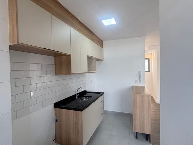 Apartamento 2 quartos e 1 banheiro, para alugar, no bairro Vila São Pedro em Santo André