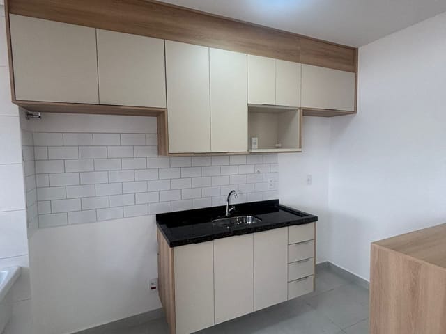 Apartamento 2 quartos e 1 banheiro, para alugar, no bairro Vila São Pedro em Santo André