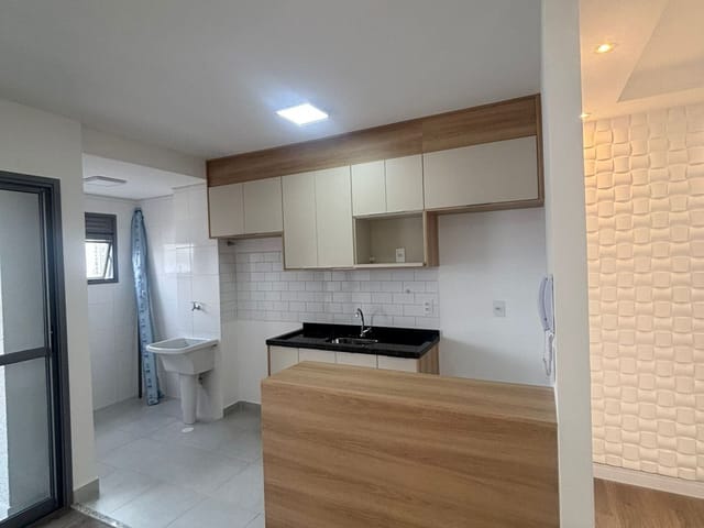Apartamento 2 quartos e 1 banheiro, para alugar, no bairro Vila São Pedro em Santo André