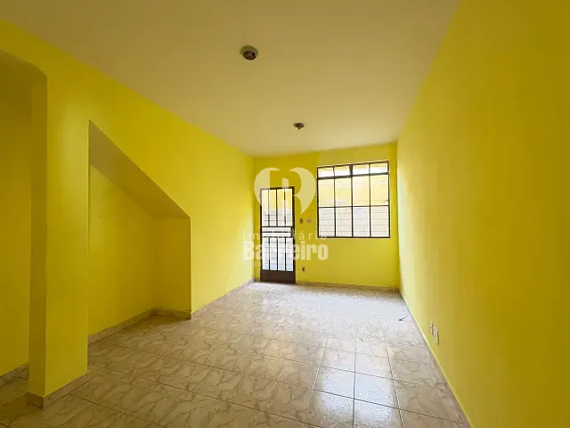 Apartamento 3 quartos e 1 banheiro, para alugar, no bairro Milionários em Belo Horizonte