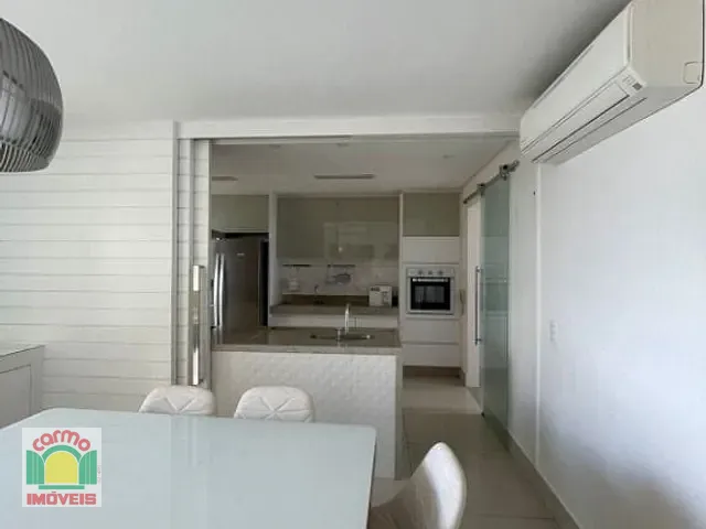 Apartamento com 164m² 3 quartos e 3 banheiros, à venda, no bairro Jundiaí em Anápolis