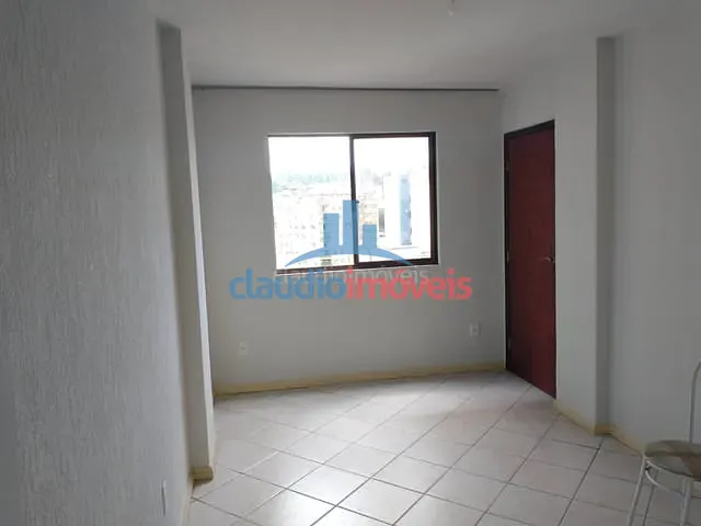 Apartamento 2 quartos e 1 banheiro, à venda, no bairro Centro em Barra Mansa