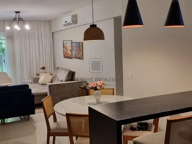 Apartamento com 176m² 2 quartos e 3 banheiros, à venda, no bairro Jurerê em Florianópolis