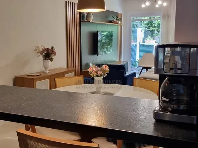 Apartamento com 176m² 2 quartos e 3 banheiros, à venda, no bairro Jurerê em Florianópolis