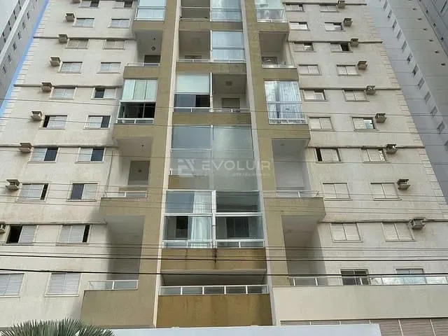 Apartamento 4 quartos e 2 banheiros, para alugar, no bairro Jardim Goiás em Goiânia