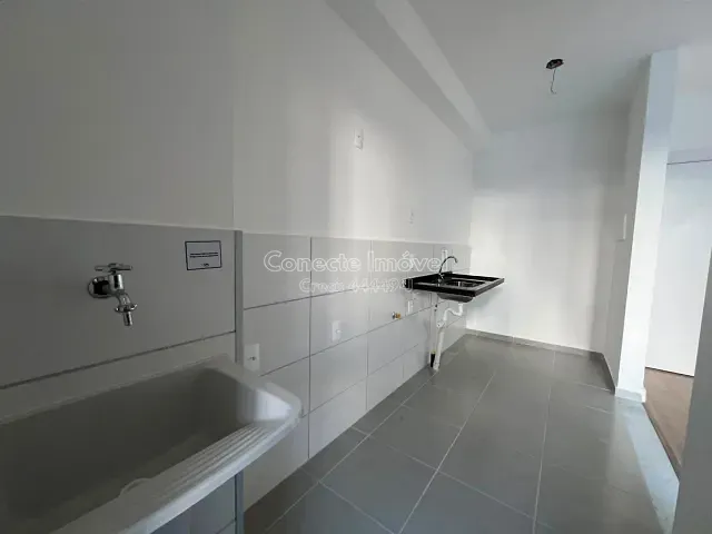 Apartamento 2 quartos e 2 banheiros, à venda, no bairro Parque R Groot em Holambra