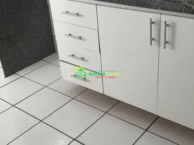 Apartamento com 70m² 3 quartos e 2 banheiros, para alugar, no bairro Jóquei em Teresina