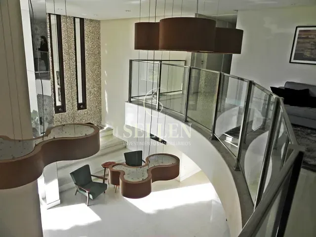 Apartamento 3 quartos e 2 banheiros, à venda, no bairro Centro em Itajaí