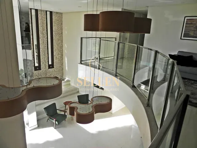 Apartamento 3 quartos e 2 banheiros, à venda, no bairro Centro em Itajaí