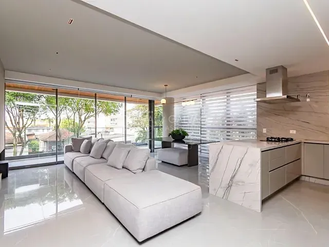 Apartamento com 198m² 3 quartos e 4 banheiros, à venda, no bairro Água Verde em Curitiba