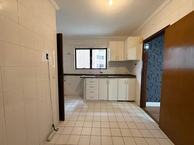 Apartamento 4 quartos e 3 banheiros, à venda, no bairro São Francisco em Campo Grande