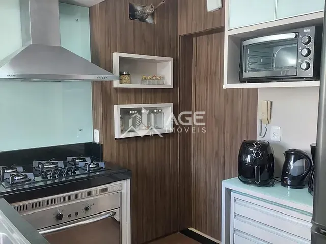 Apartamento com 241m² 3 quartos e 3 banheiros, à venda ou para alugar, no bairro Centro em Erechim