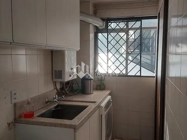 Apartamento com 241m² 3 quartos e 3 banheiros, à venda ou para alugar, no bairro Centro em Erechim