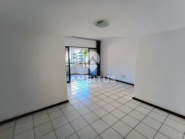 Apartamento com 120m² 3 quartos e 3 banheiros, à venda, no bairro Candeal em Salvador