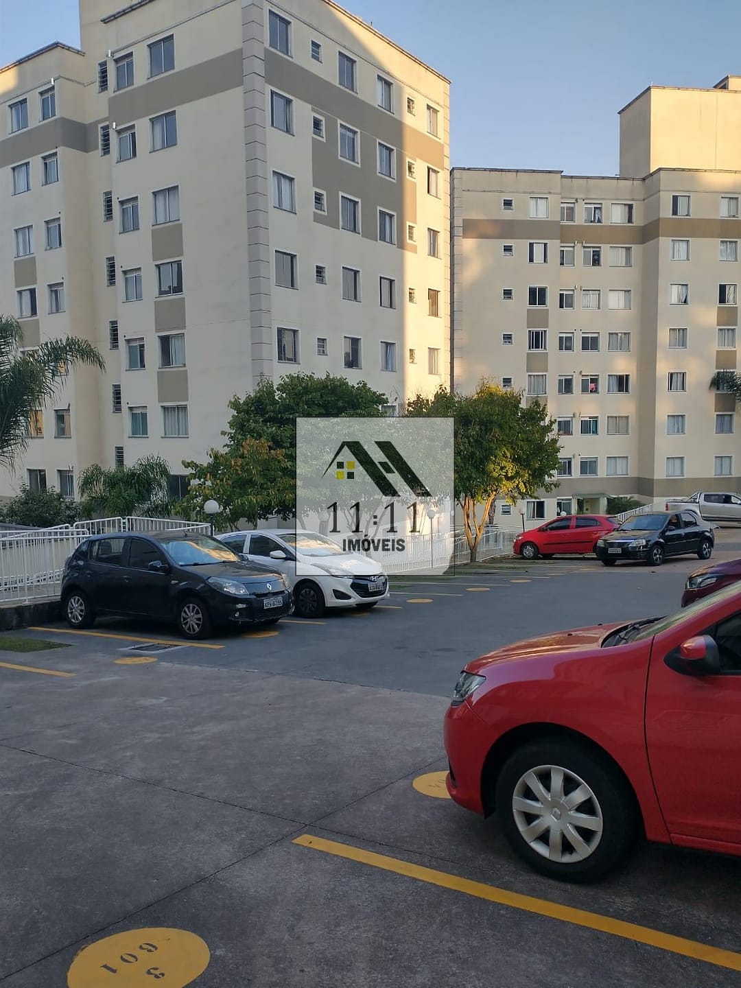 Apartamento à venda com 2 quartos, 48m² - Foto 2