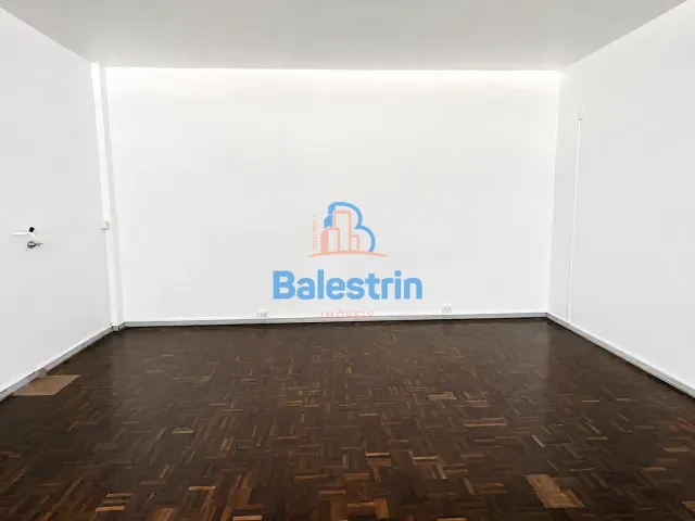 Apartamento 1 quarto e 1 banheiro, para alugar, no bairro Centro em Fraiburgo