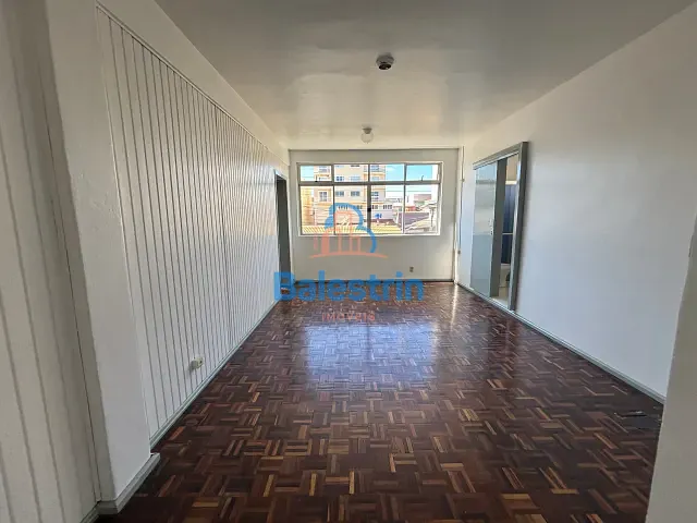 Apartamento 1 quarto e 1 banheiro, para alugar, no bairro Centro em Fraiburgo