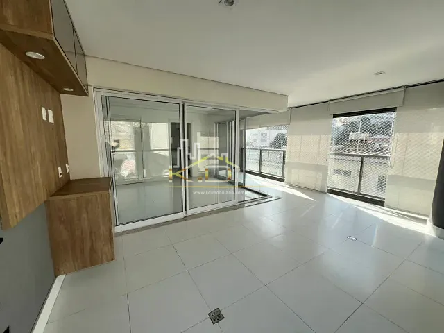 Apartamento 3 quartos e 3 banheiros, à venda ou para alugar, no bairro Alto da Lapa em São Paulo