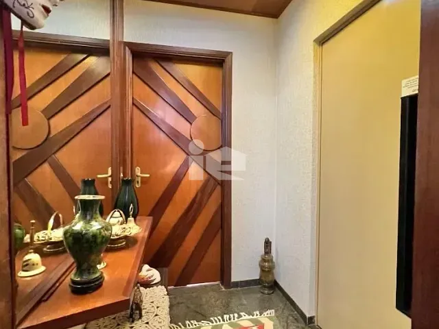 Apartamento 4 quartos e 3 banheiros, à venda, no bairro Centro em Rolândia
