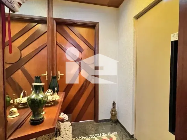 Apartamento 4 quartos e 3 banheiros, à venda, no bairro Centro em Rolândia