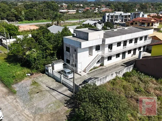 Apartamento 10 quartos e 2 banheiros, à venda, no bairro Bamerindus em Itapoá
