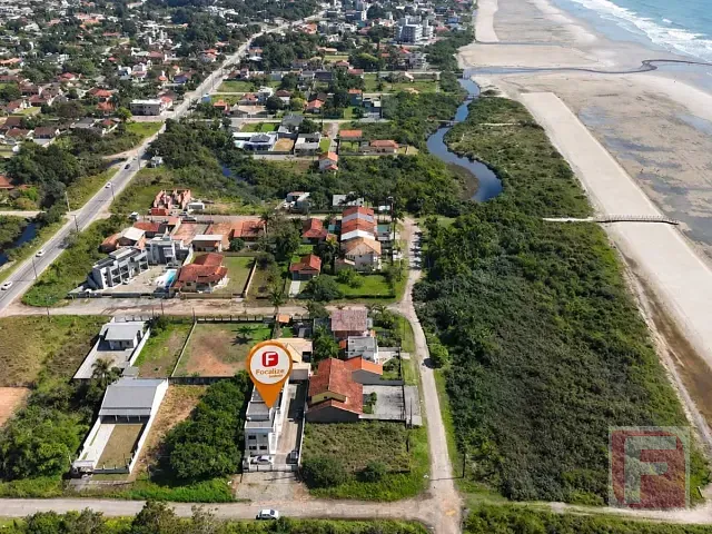 Apartamento 10 quartos e 2 banheiros, à venda, no bairro Bamerindus em Itapoá