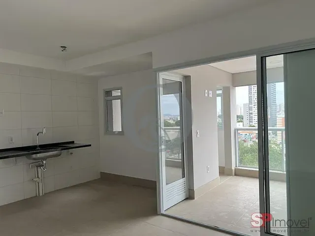 Apartamento 2 quartos e 2 banheiros, à venda, no bairro Vila Azevedo em São Paulo