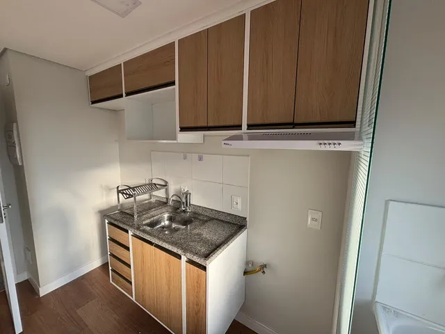 Apartamento 1 quarto e 1 banheiro, para alugar, no bairro Barra Funda em São Paulo