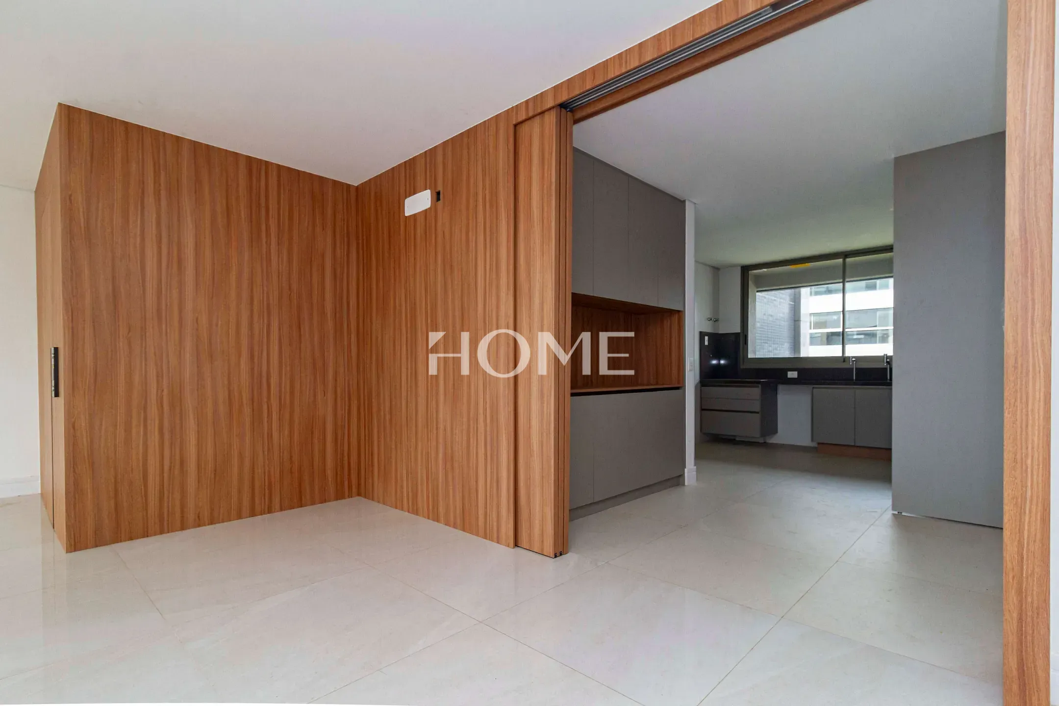SQNW 304 – 185 m² – 4 suítes – 4 vagas